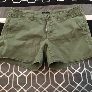 AE army green shorts